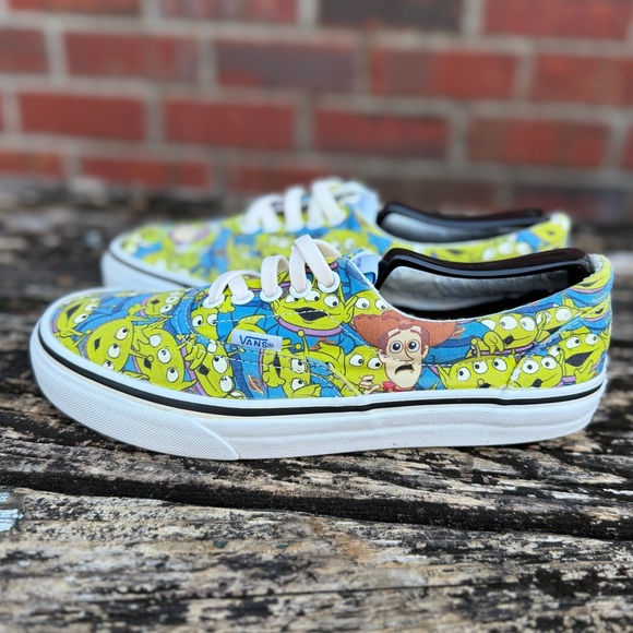 Vans Disney Pixar Toy Story x Era 'Aliens' Collaboration Shoes M-7 W-8.5   T7 - Picture 2 of 16